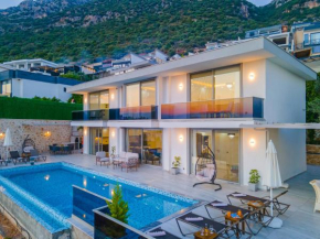 4 Yatak odalı deniz manzaralı- 4 bedroom sea wiew